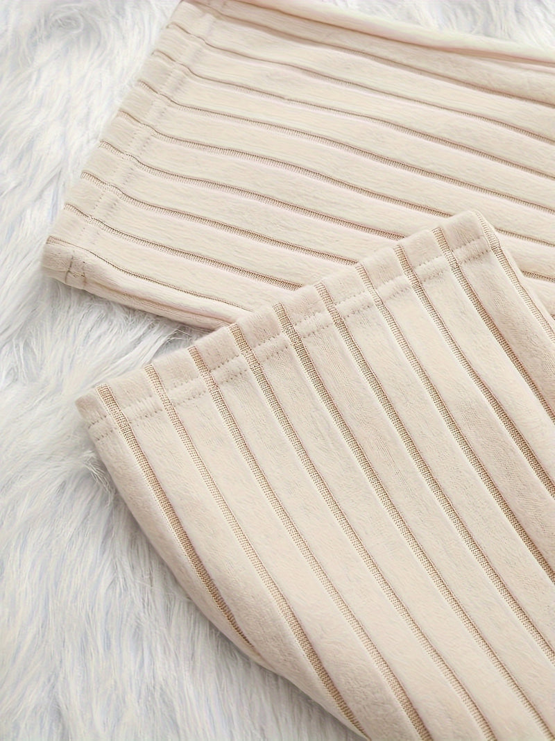 Women’s 2pcs Set Featuring a V-Neck Long-Sleeve Top And Straight-Leg Pants.