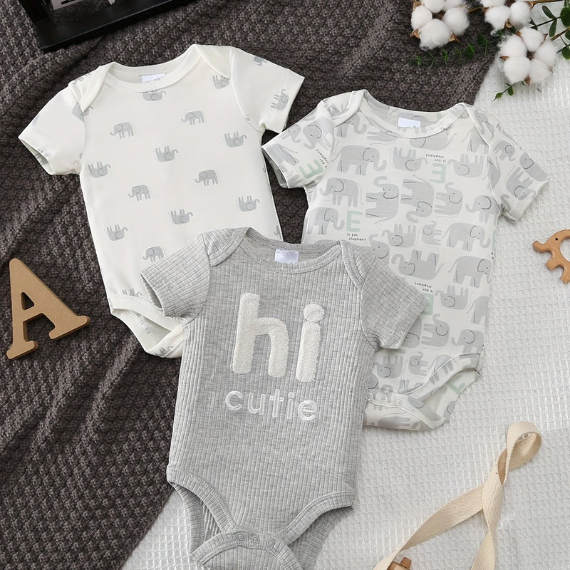 3-Piece Newborn Set with Cute Bear Pattern, Casual Outfit for Boys 0-9 Months.