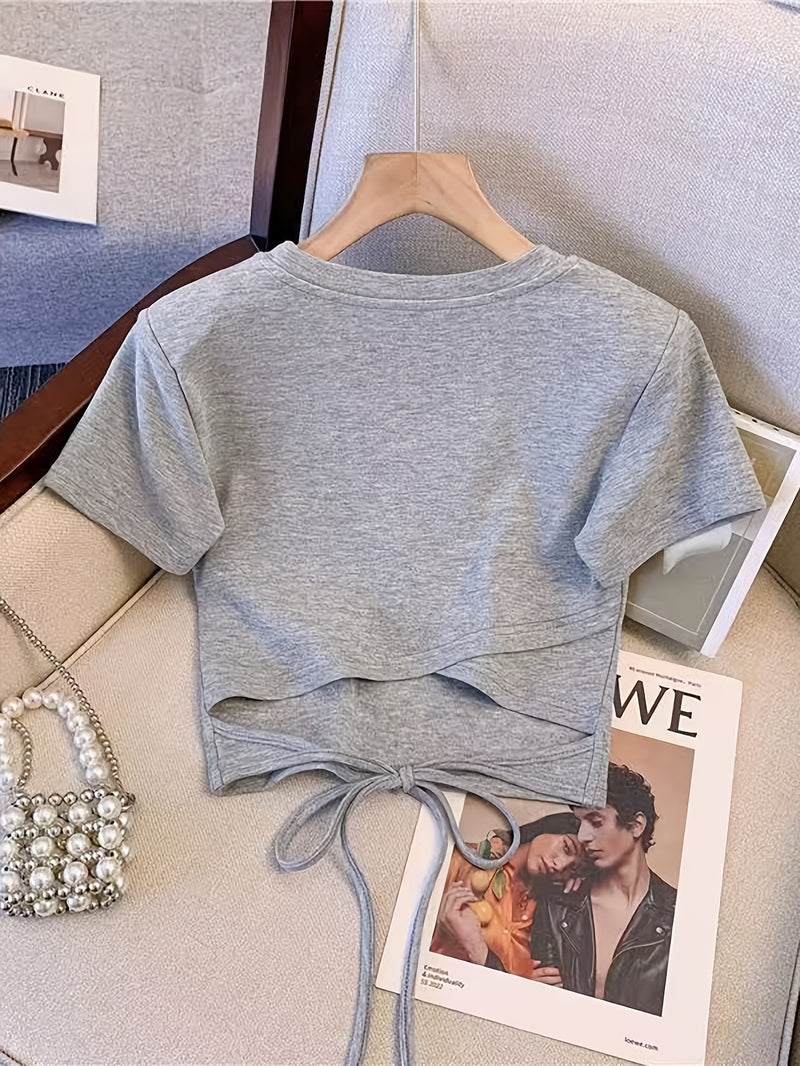 2pcs Women's Gray Short-sleeve Tie-back Crop Top with Round Neck.