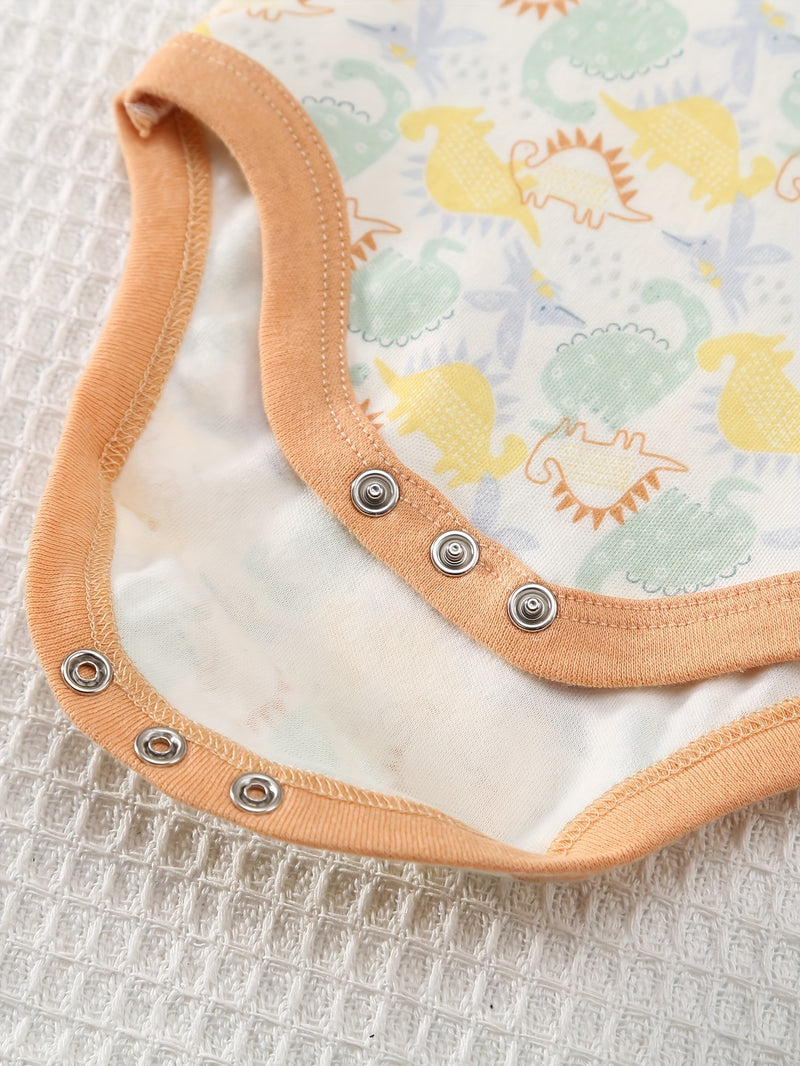 3-Piece Newborn Set with Cute Bear Pattern, Casual Outfit for Boys 0-9 Months.