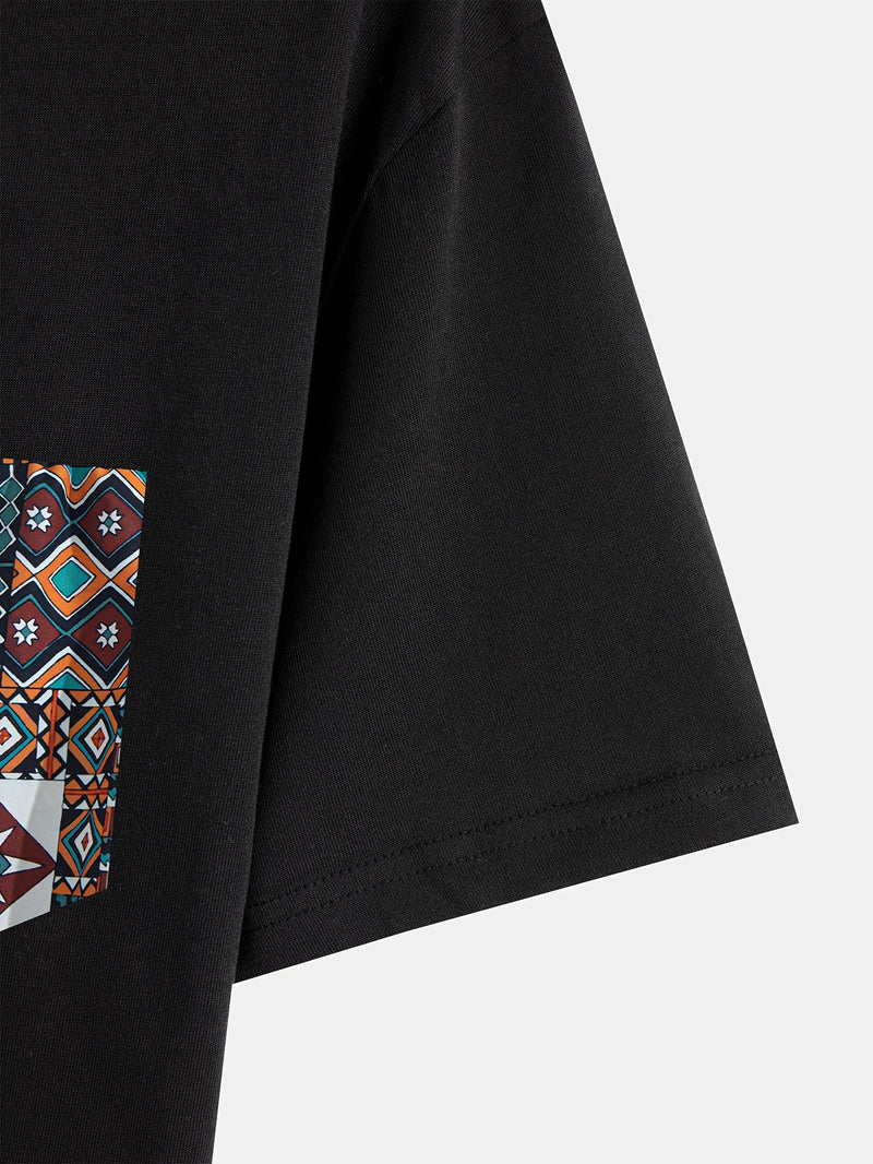 Men’s Short Sleeve T-Shirt with Random Print Pocket.