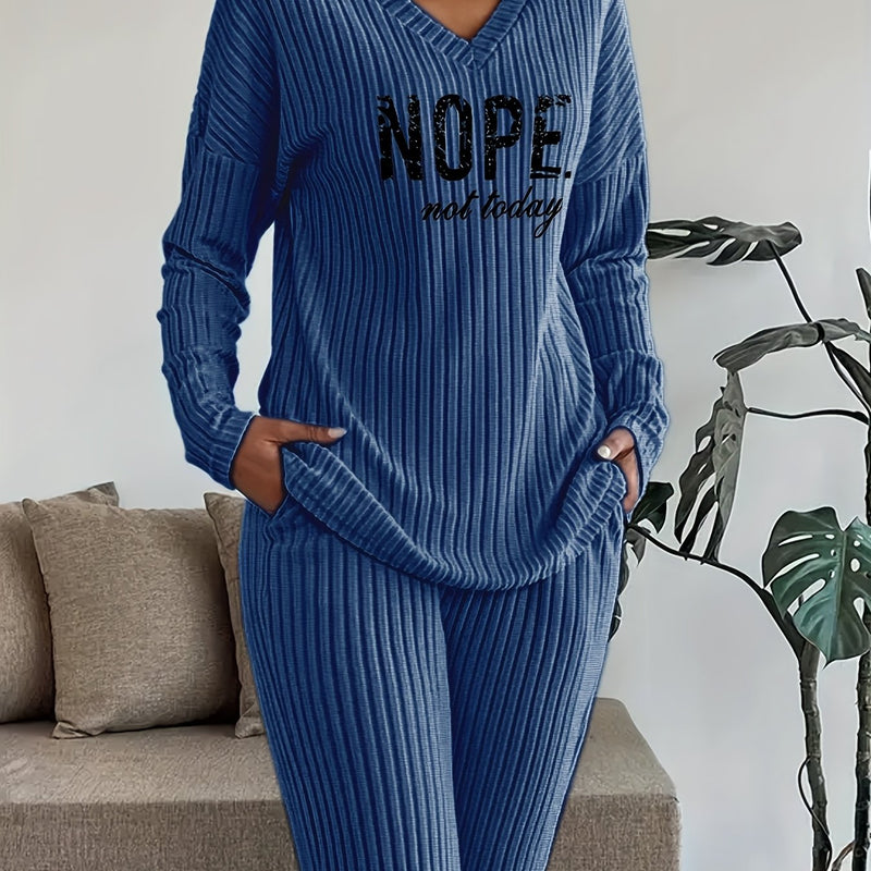 Casual And Stylish Two-Piece Set for Women.