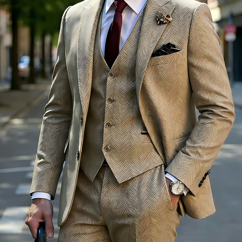 Men's 3pcs Premium Suit: Jacket, Vest, and Trousers Elegant Formal Wear.