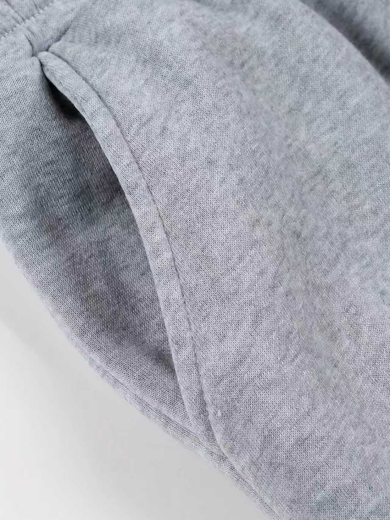 Women's European and American Fashion -Lined Hooded Sweatshirt and Pants.