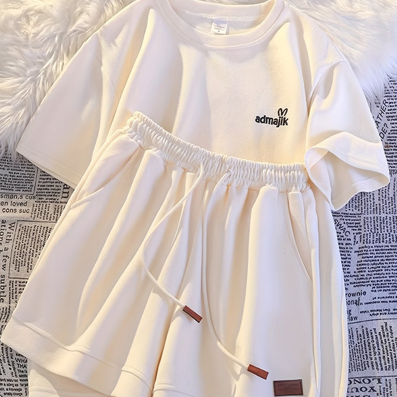 Women’s Summer Casual Short Sleeve Fashion Shorts Set.