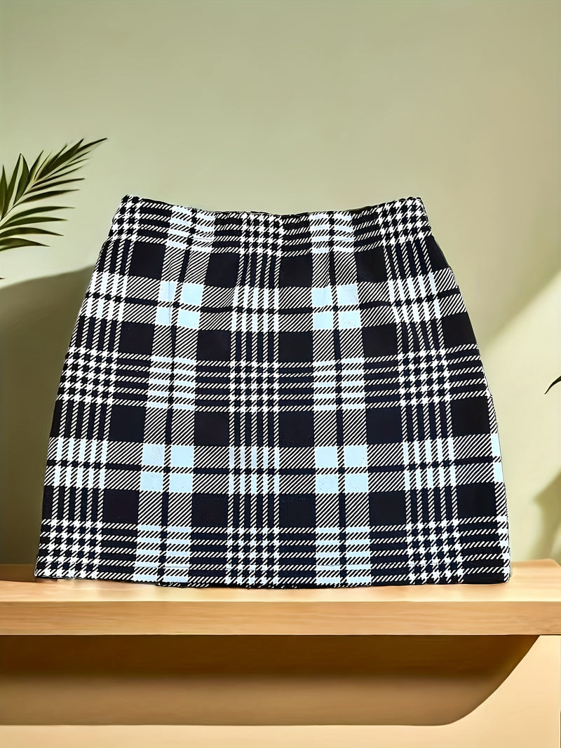 Fashionable Women's Semi-skirt.