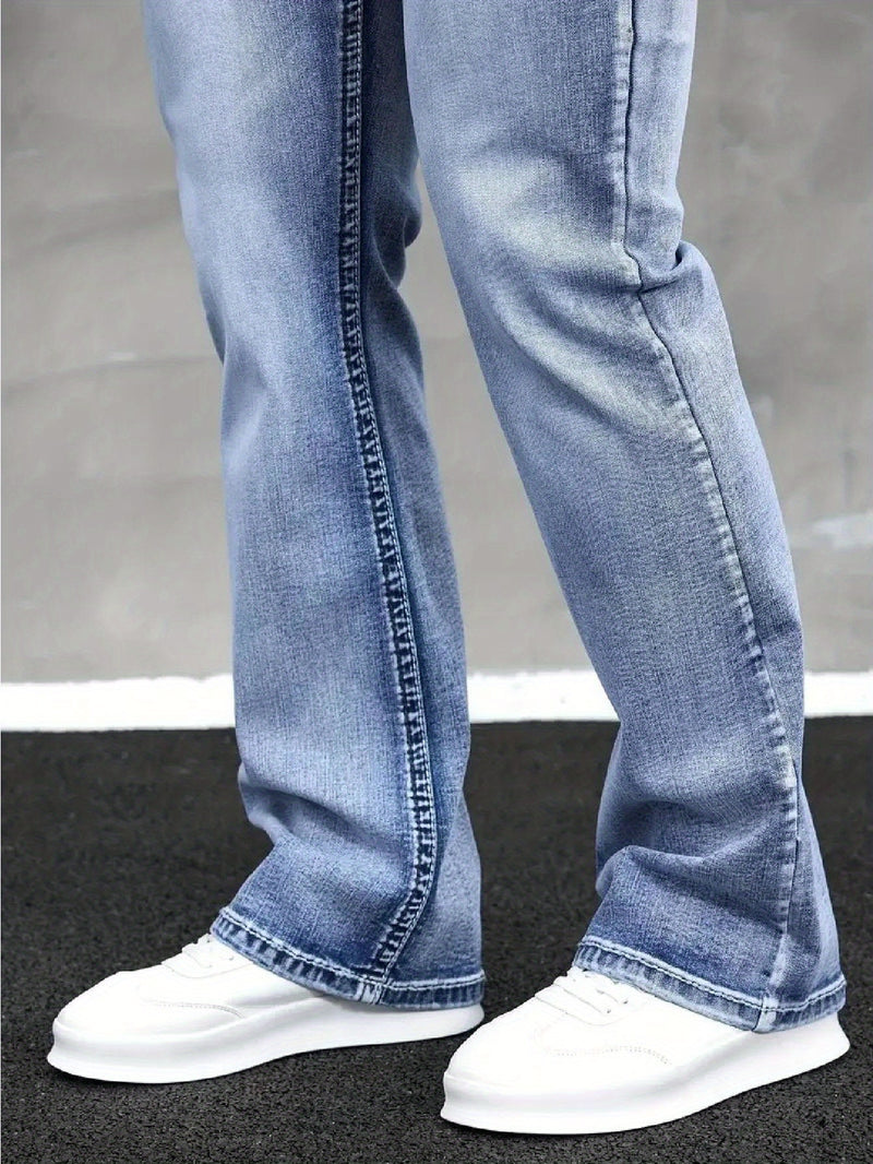 Men's Stretch Simple Straight-Leg Jeans in Light Blue.