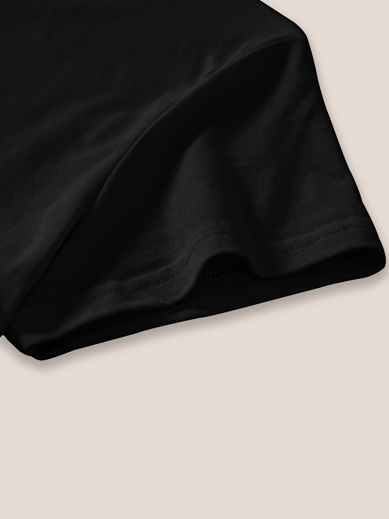 Women’s Geometric Print T-Shirt.