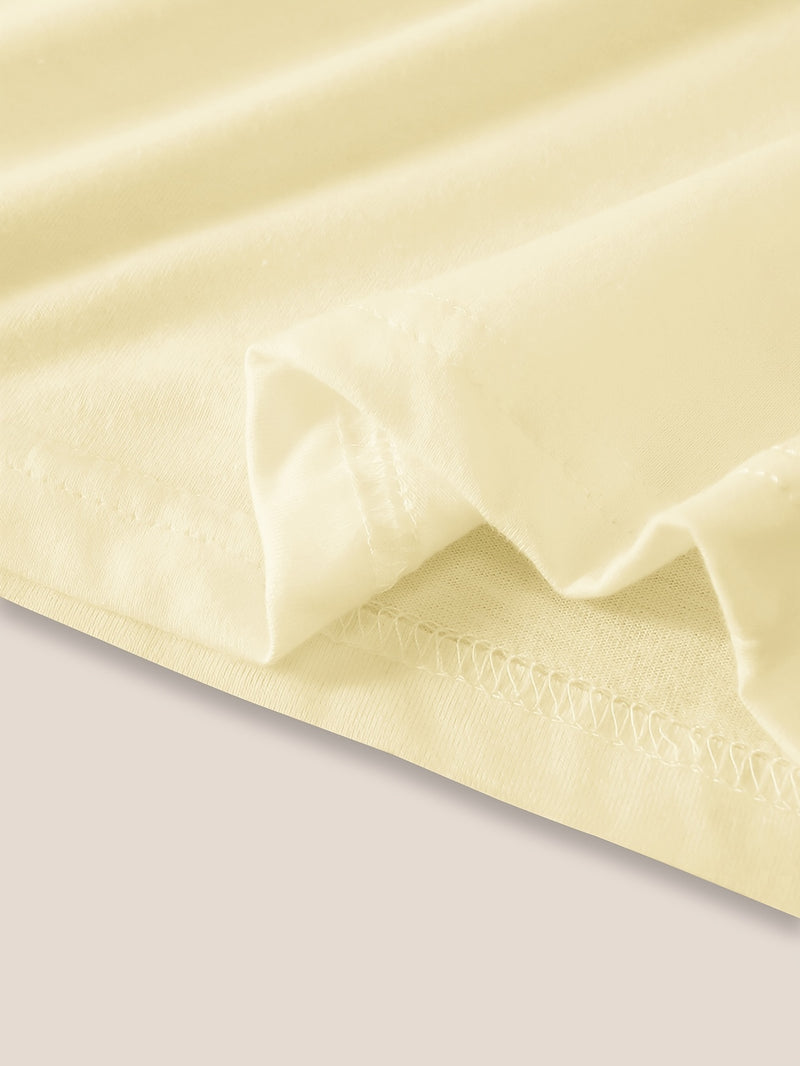 Women’s Geometric Print T-Shirt.