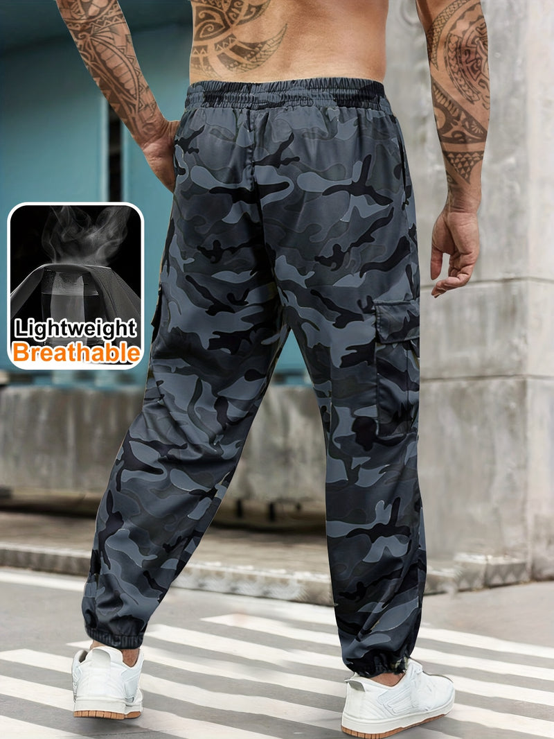 Men's Camouflage Outdoor Cargo Pants.