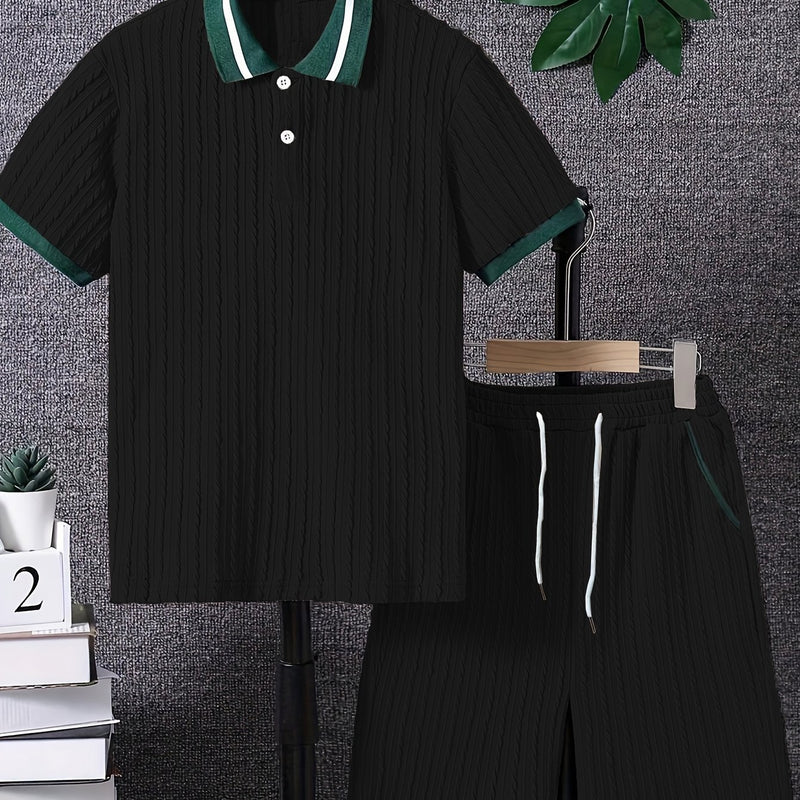 Men'S Casual Fashion Set Featuring a Top And Shorts.
