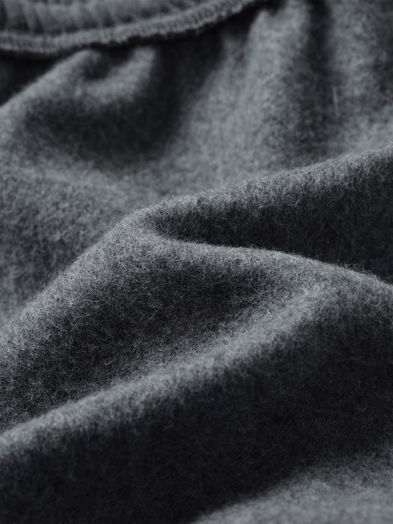 This Two-Piece Fleece Jogger Set Is Perfect for Both Men And Women.