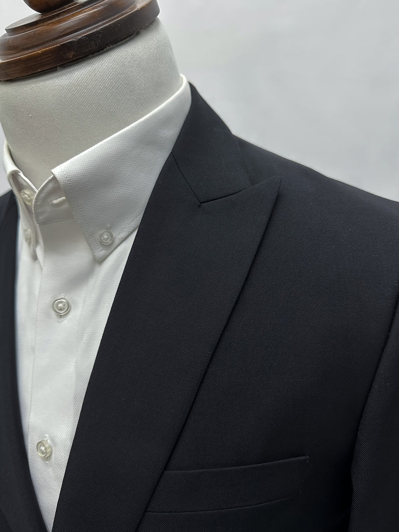 Men's Classic One-Button Suit - 3pcs Suit.