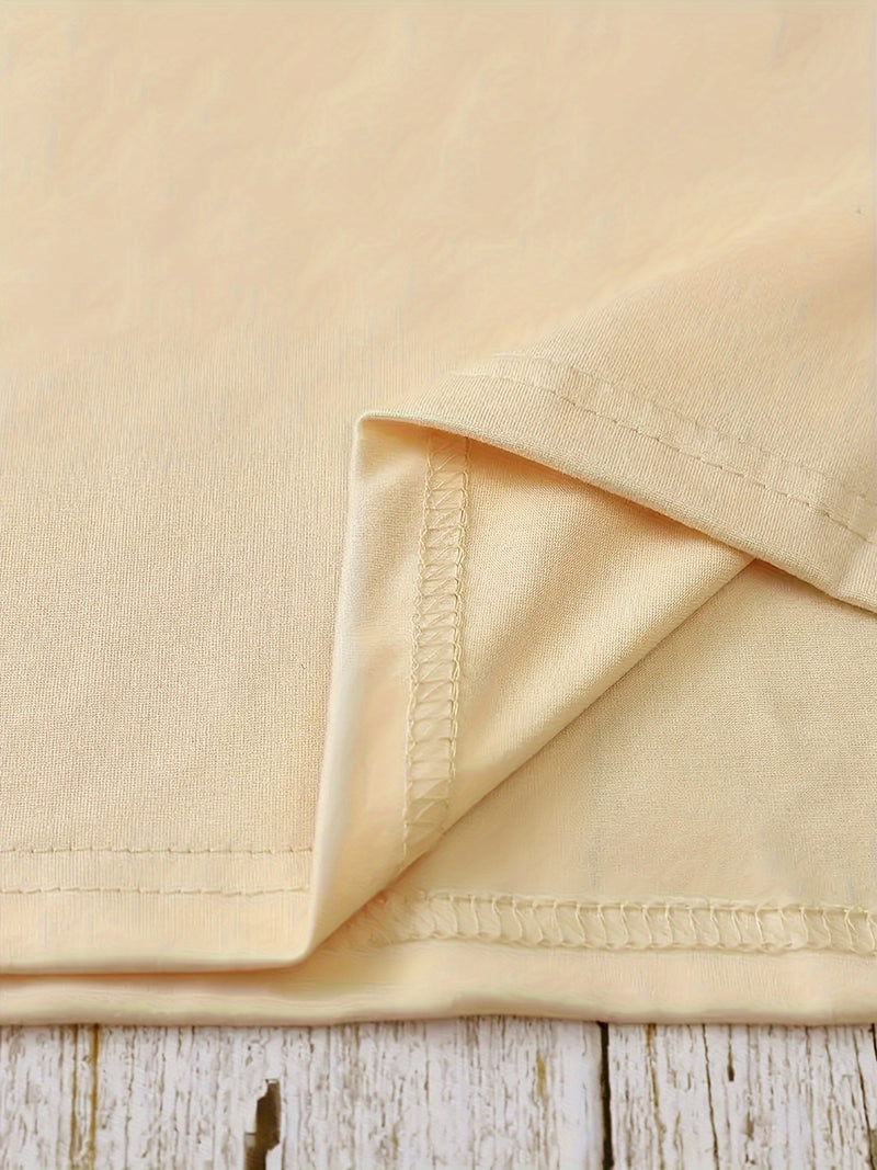 Women's Round Neck Short Sleeve Top.