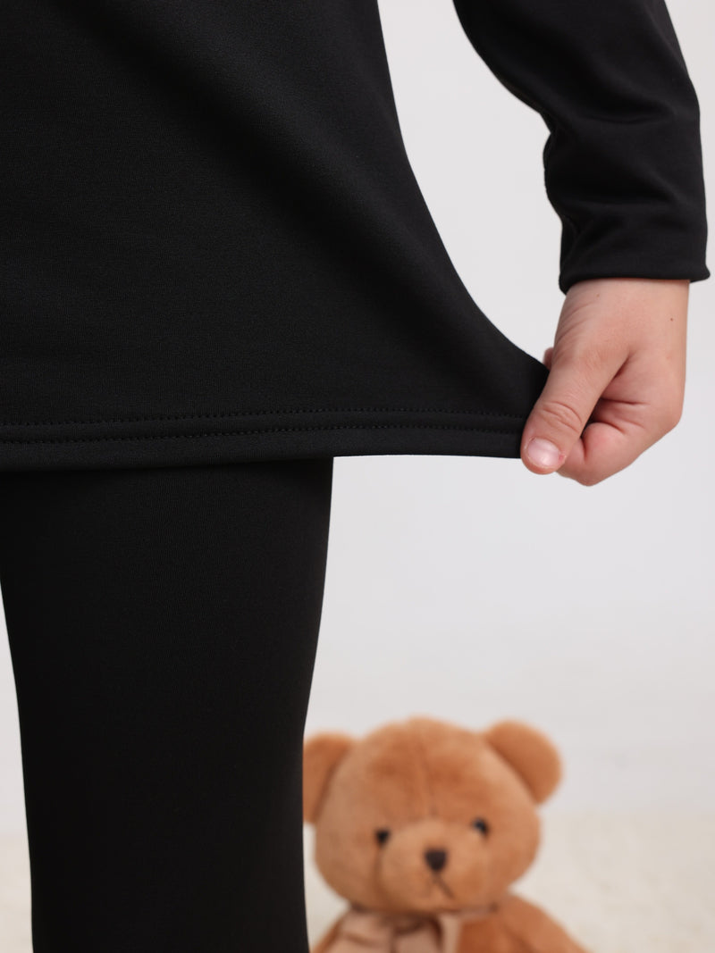 Warm Clothing Set for Boys, Featuring a Solid Color.