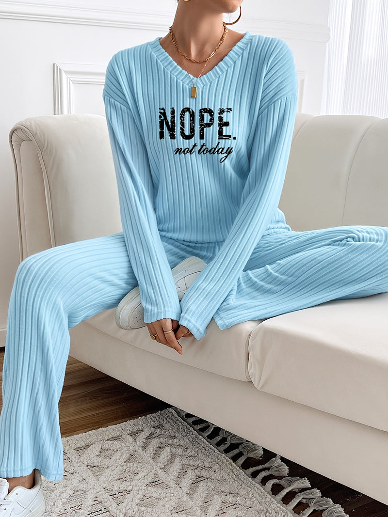 Casual And Stylish Two-Piece Set for Women.