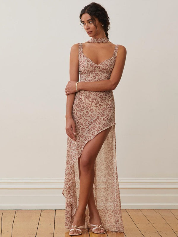 Spring and Summer New Women's Fashion Sexy Pure Vacation Style.