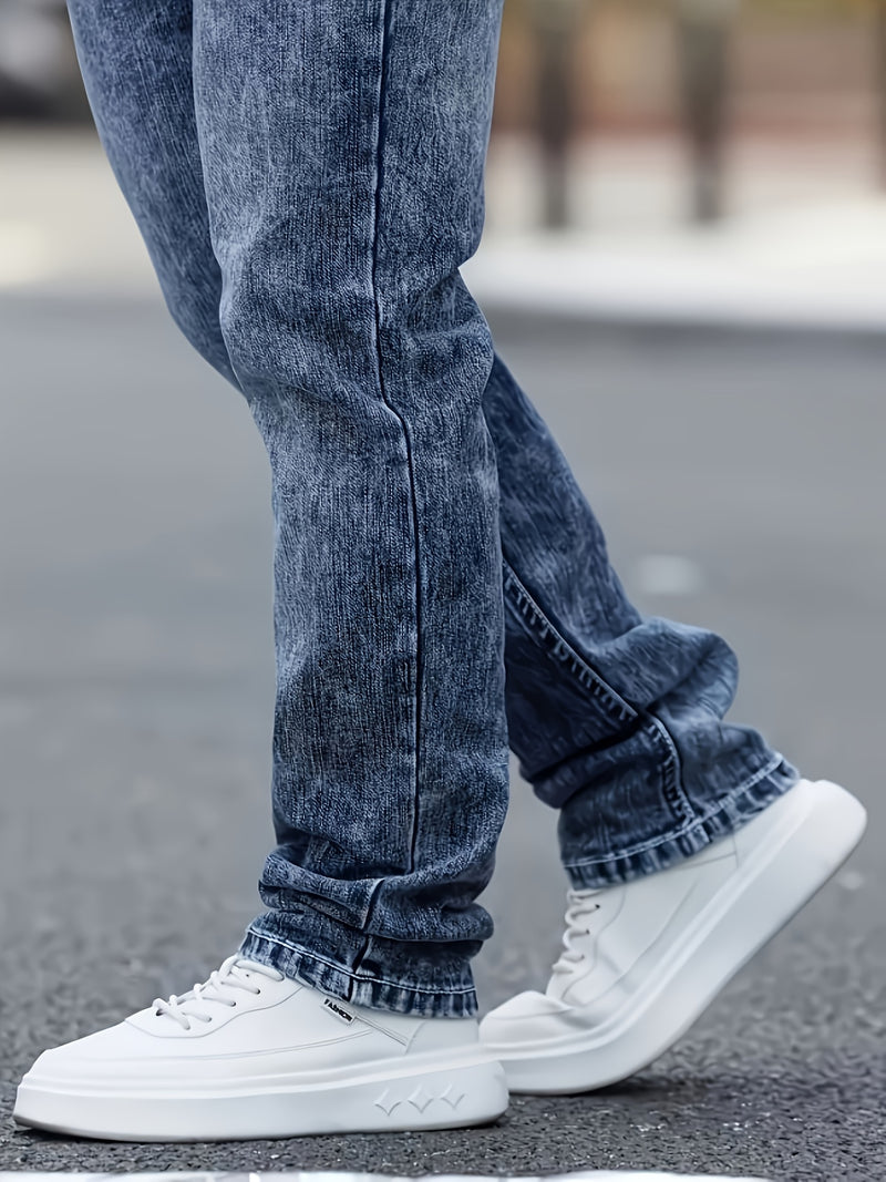 Men's Fashion Embroidered Back Pocket Stretch Straight-Leg Pants.