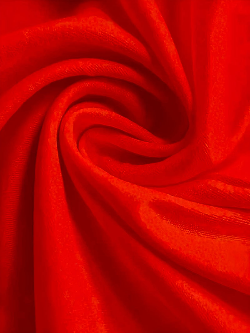 Women's Sporty Two-Piece Set: Round Neck Short Sleeve T-Shirt + Pocketed Shorts.