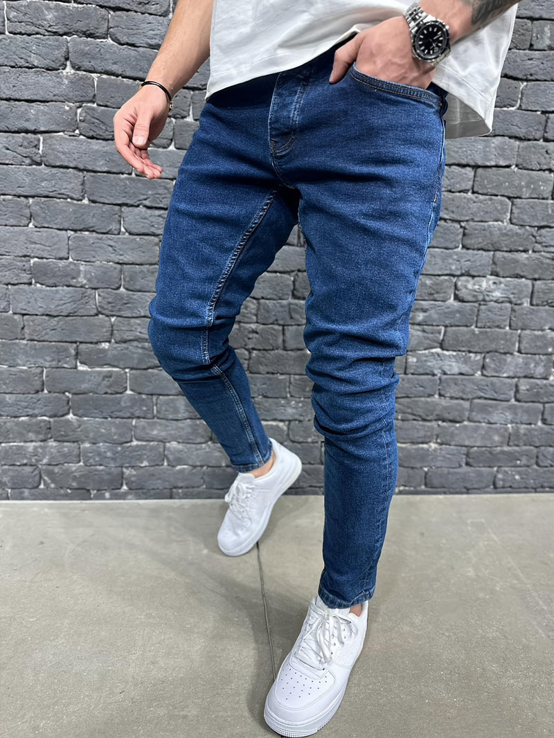 Men's Fashion Simple Solid Color Slim Fit Jeans.