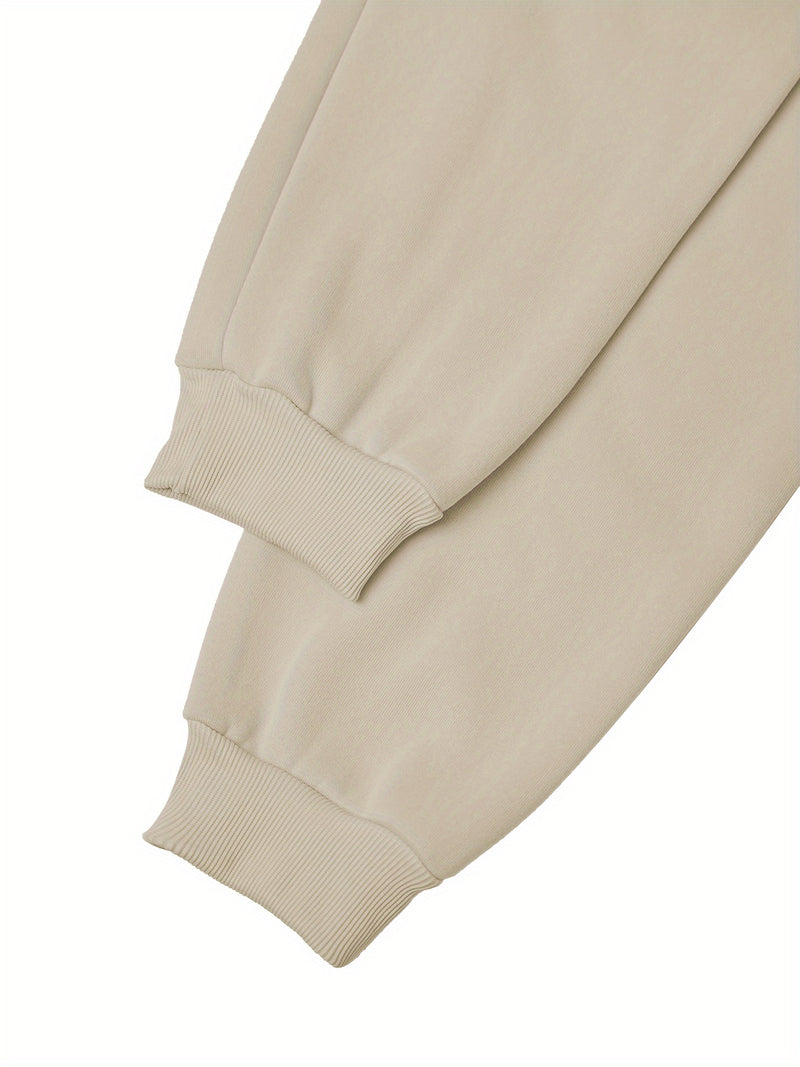 Two Sets of Randomly Shipped in 8 Colors, a Trendy Men's Hoodie.