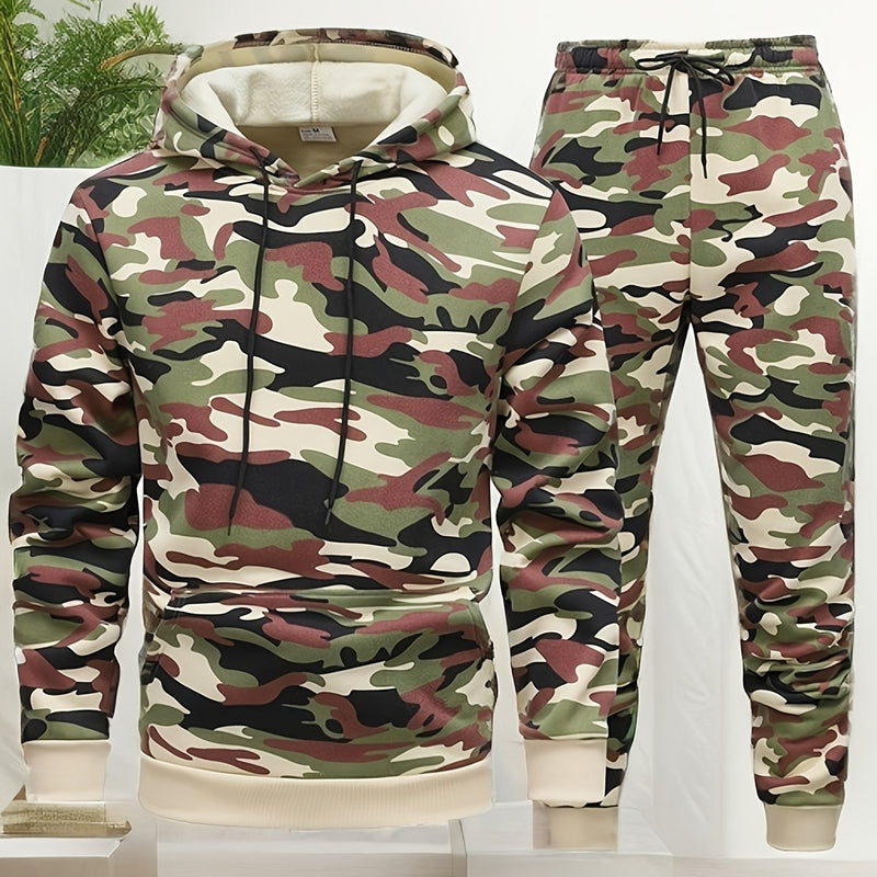 Men's Camouflage Print Hooded Sweatshirt and Jogger Set.