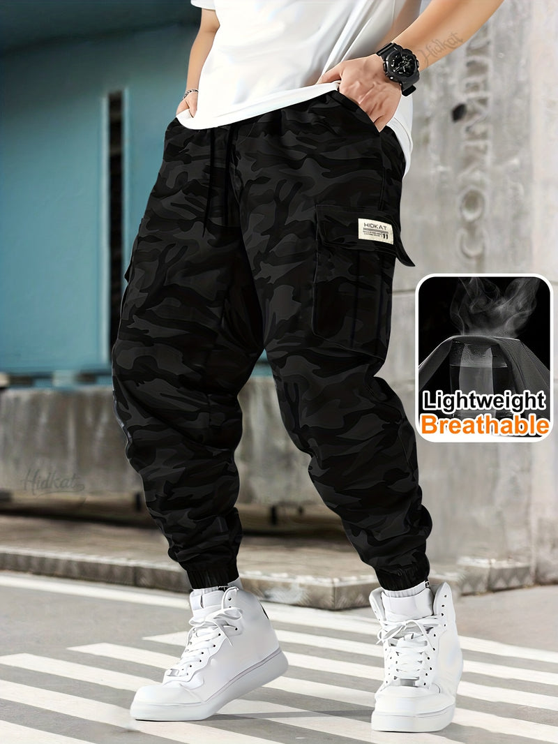 Men's Camouflage Outdoor Cargo Pants.