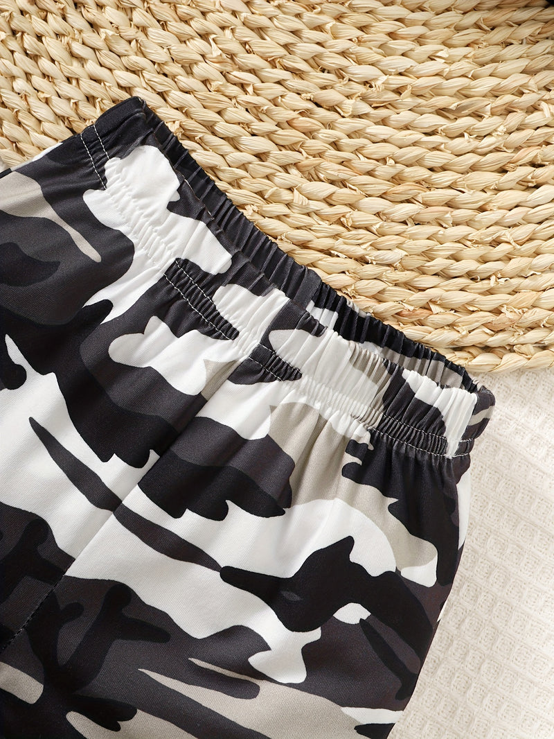 Boys' Printed Short Sleeve Top and Pants Set.