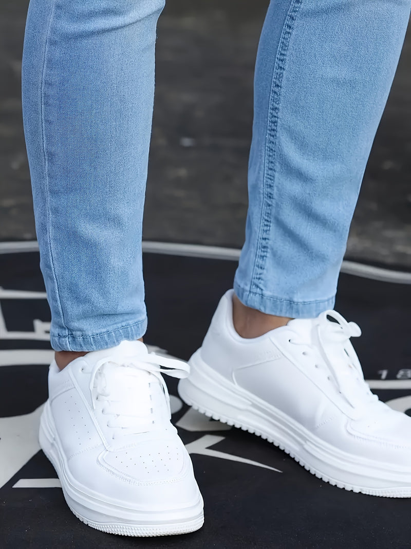 Fashionable Casual Men's Jeans in Black And Blue.