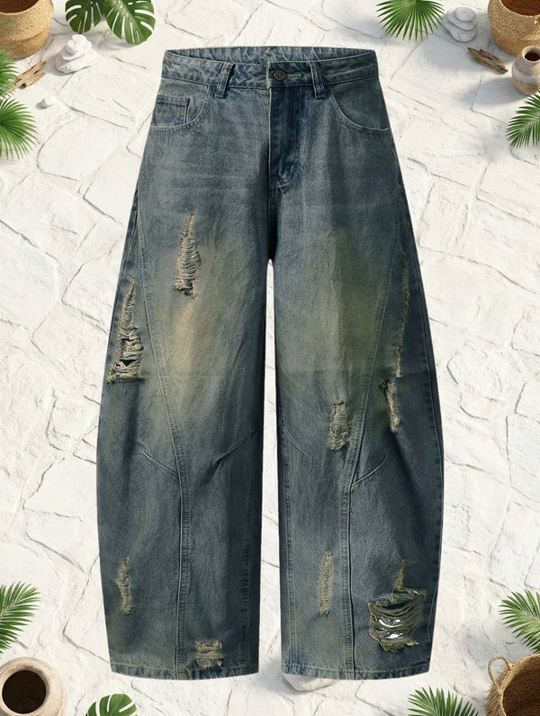 A Pair of Loose-Fitting American Street-Style Jeans for Women.