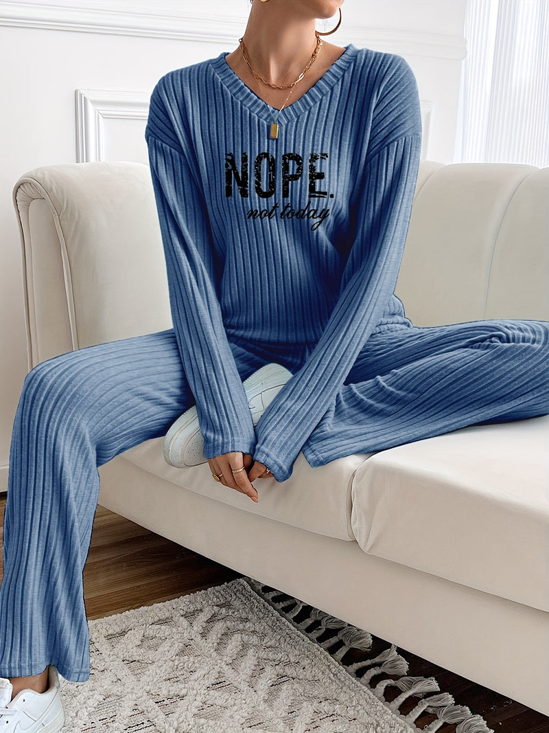 Casual And Stylish Two-Piece Set for Women.