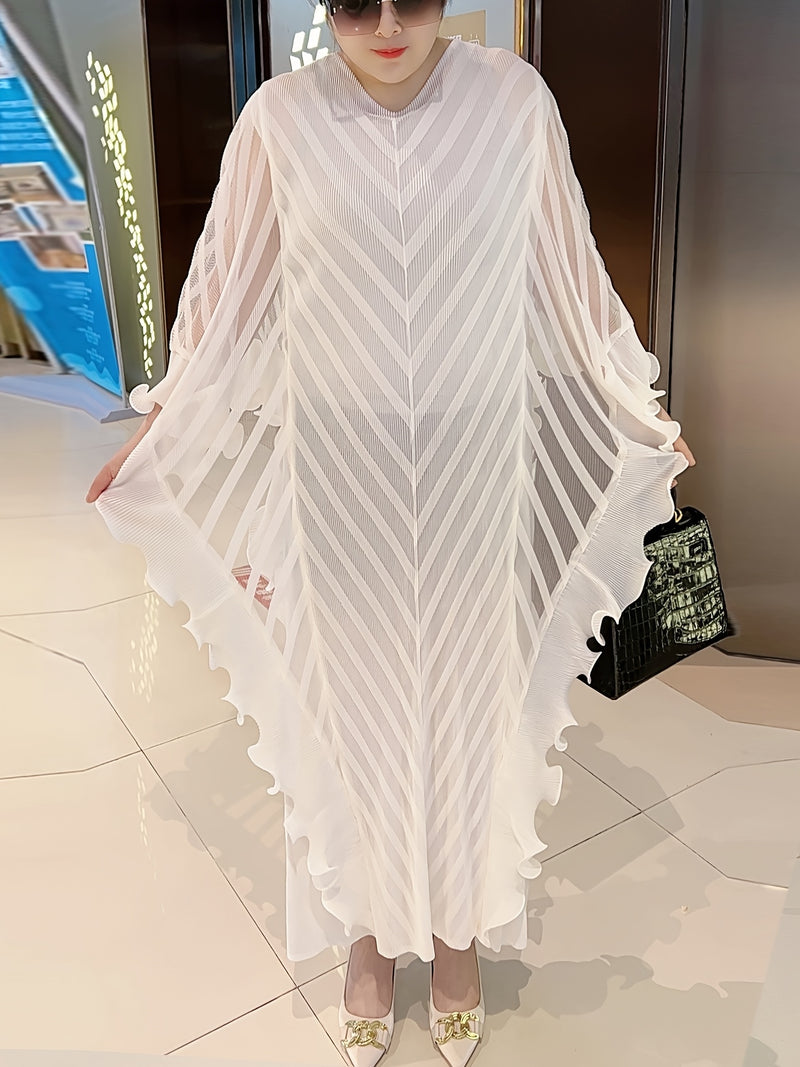 Women’s Elegant Long Dress with Stylish Pleats.