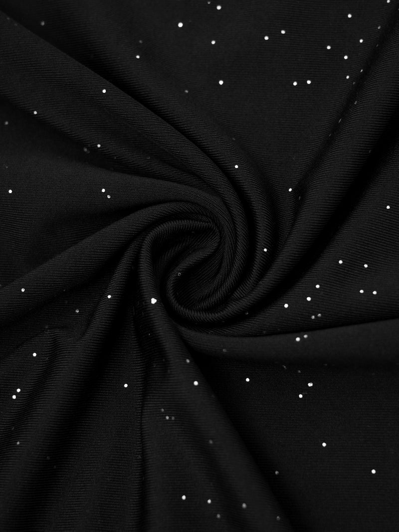 Women’s dress, elegant, stylish, sexy backless lace-trimmed.