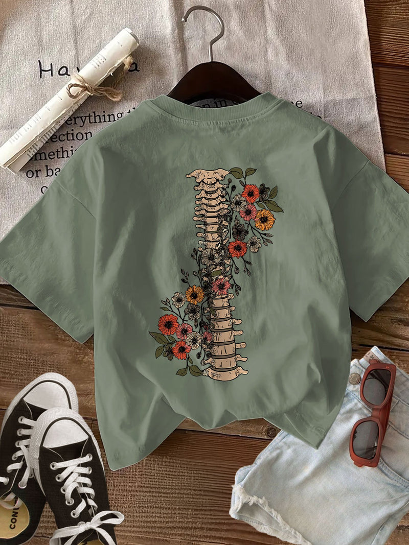 Women’s graphic print t-shirt, short sleeve crew neck casual.