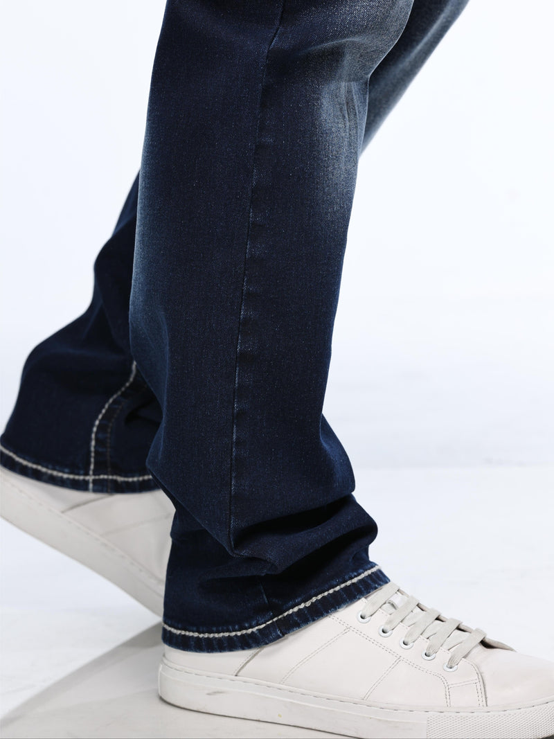 Men's Vintage-Inspired Slim Fit Embroidered Stretch Jeans.