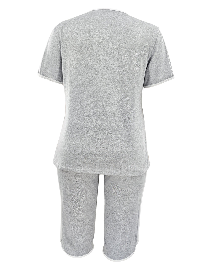 Women's Heart Print White Tie-Front Round Neck Short Sleeve T-Shirt and 7/8 Pants.